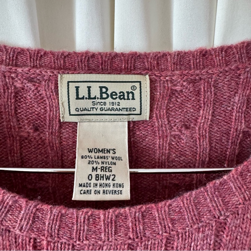 L.L. Bean Women's Vintage Cable Knit‎ Sweater Pink Size Medium Wool Blend Winter - Picture 4 of 4